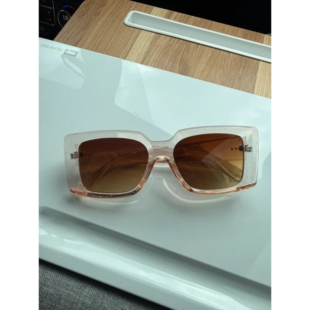 sunglasse - Picture 2 of 3